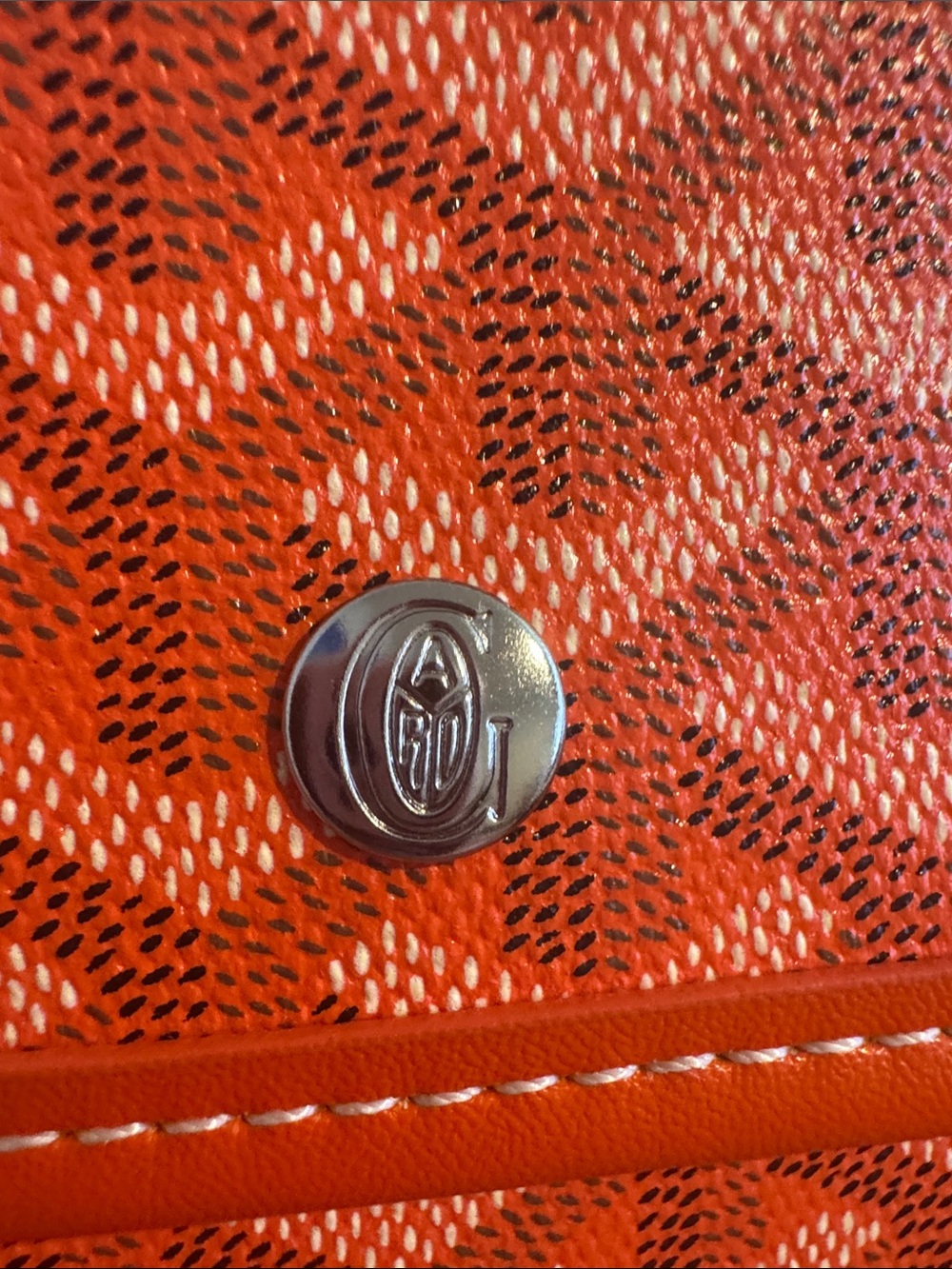 Fashion Orange Chevron Snap Pouch EEEUC LIKE NEW - Picture 8 of 10